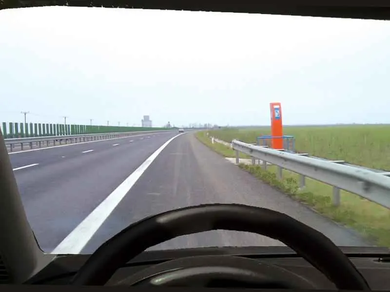 Sunteți corespunzător încadrat pentru a folosi prima ieșire de pe autostradă?